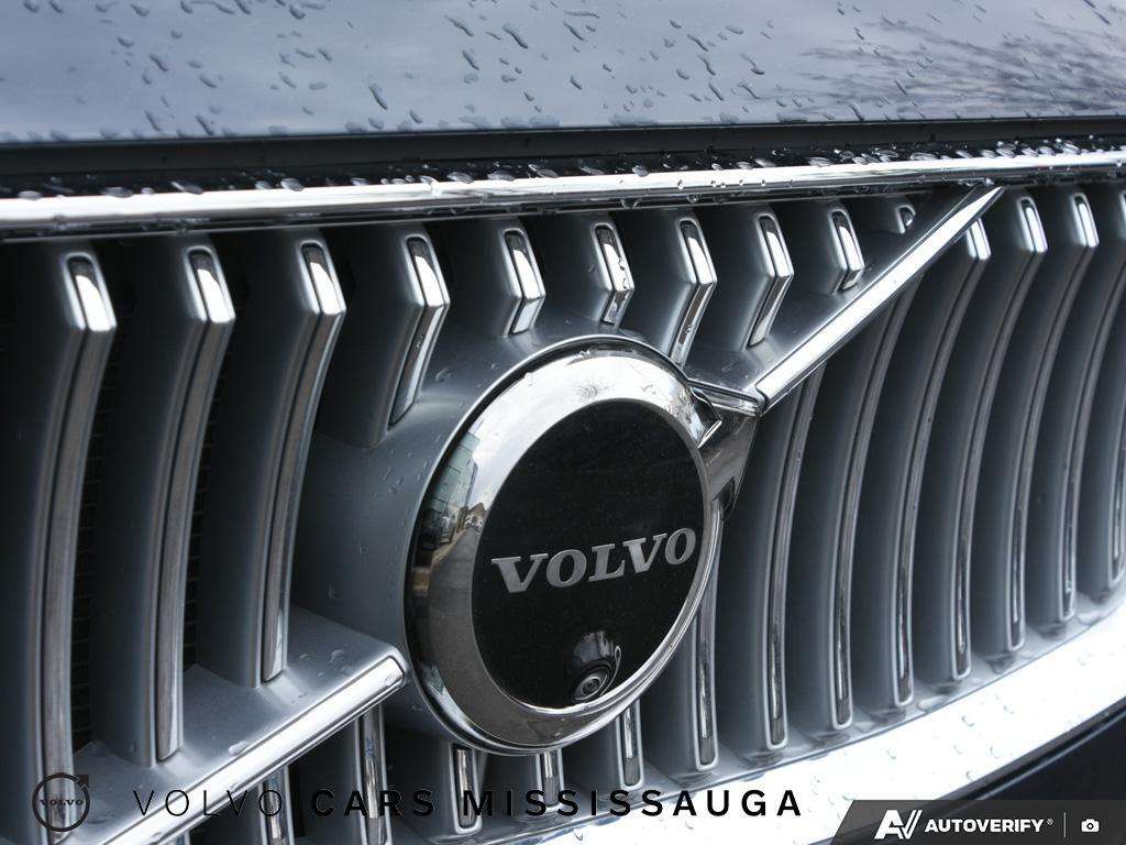 2025 Volvo XC90 Ultra Bright Theme thumb 9