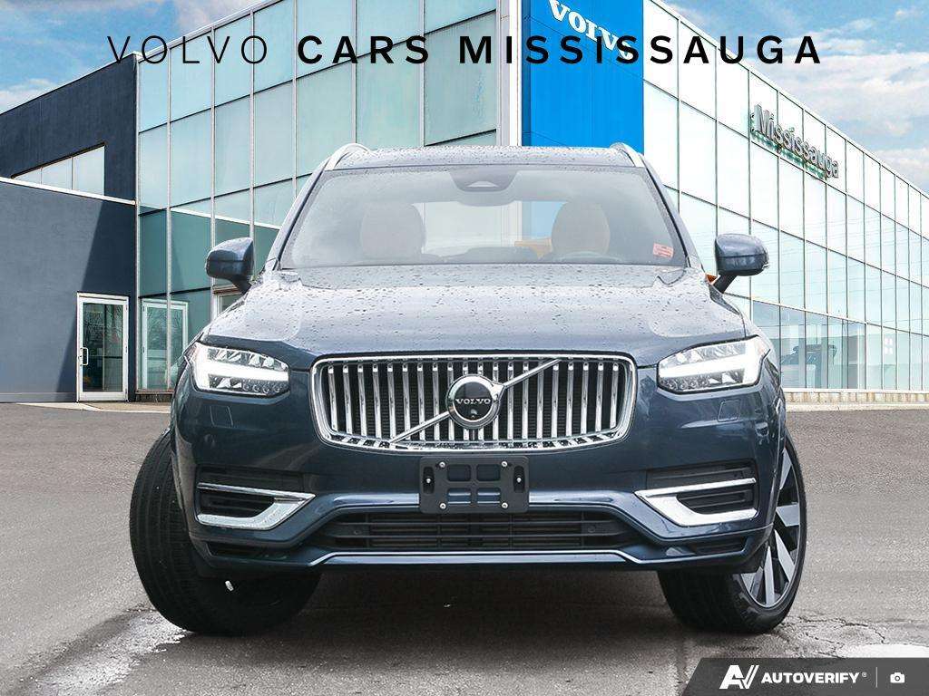 2025 Volvo XC90 Ultra Bright Theme alt 2
