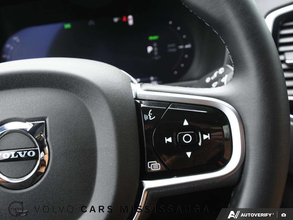 2025 Volvo XC90 Ultra Bright Theme thumb 18