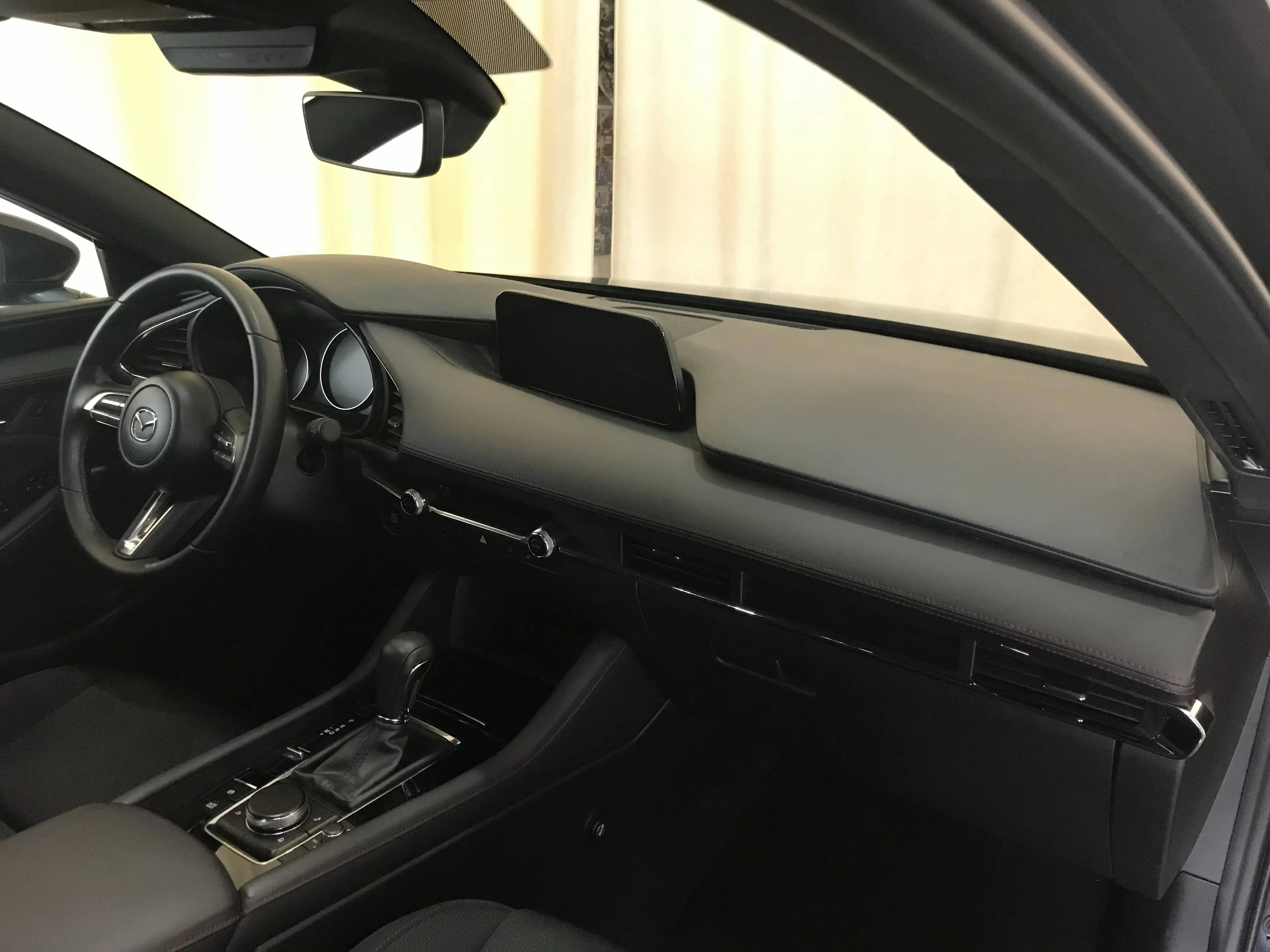 Mazda 3 S SKYACTIV-G 2.0 M Hybrid 6AG HOMURA — photo 12