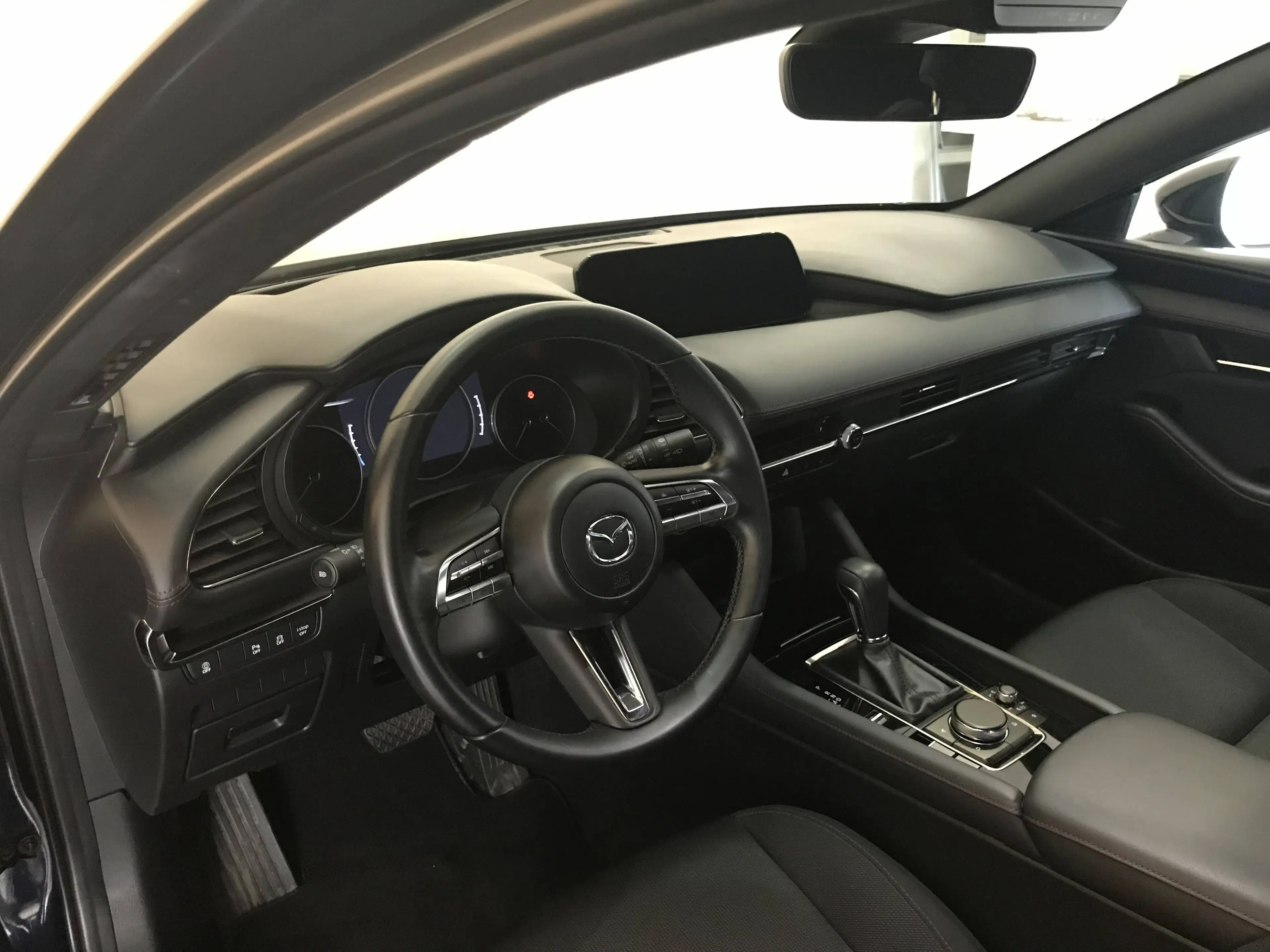 Mazda 3 S SKYACTIV-G 2.0 M Hybrid 6AG HOMURA — photo 14