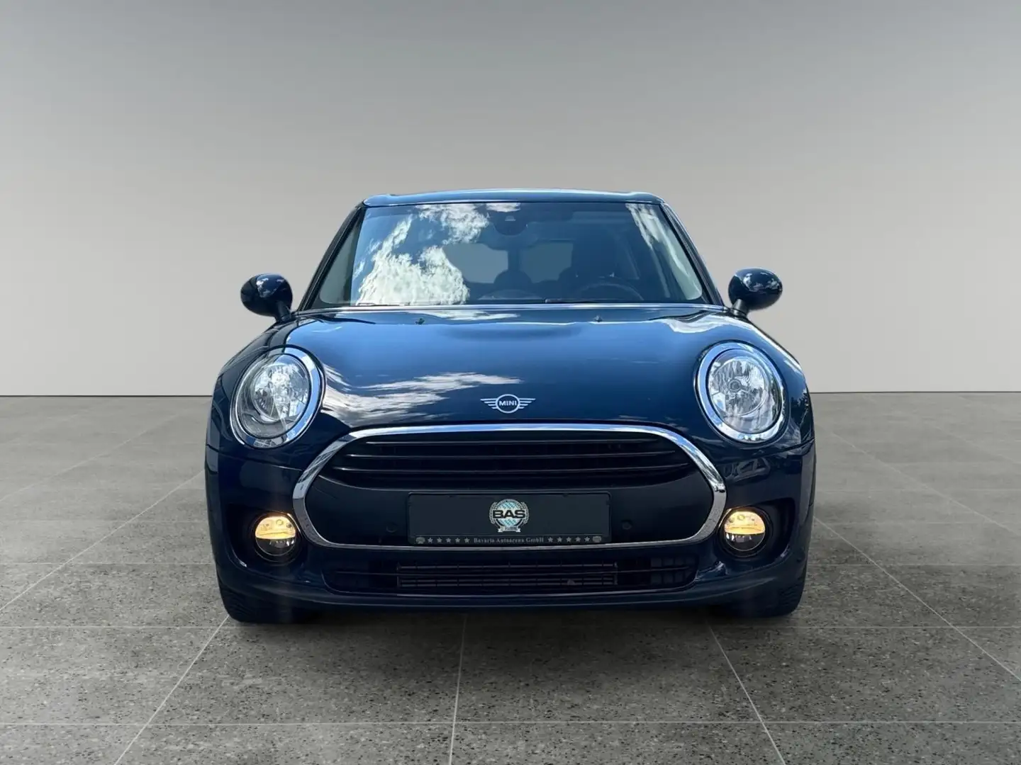 MINI One Clubman /1.Hd/Aut/Nav/Carplay/PDC/5Sitzer Синій - 2