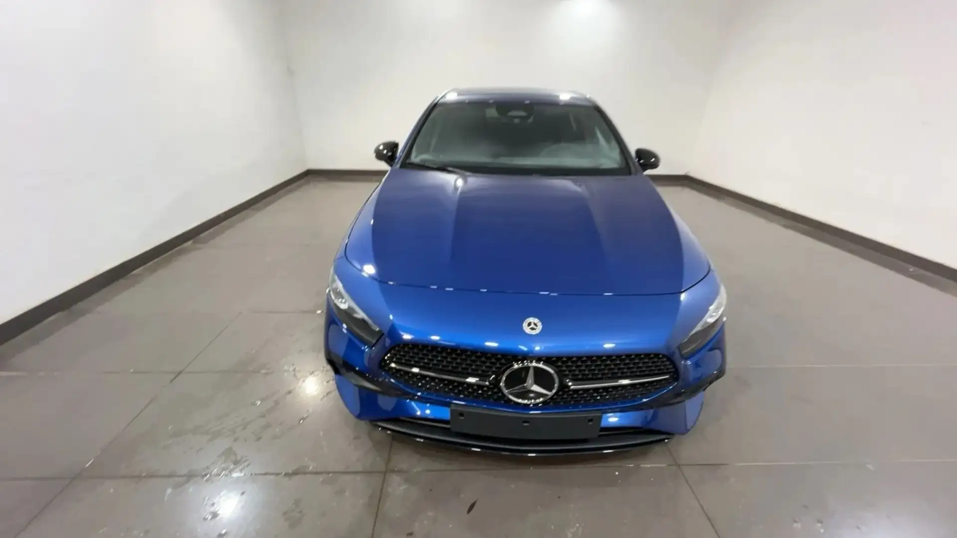 Mercedes-Benz A 200 MERCEDES-BENZ A 200 d Automatic AMG Line Advanced Blu/Azzurro - 2