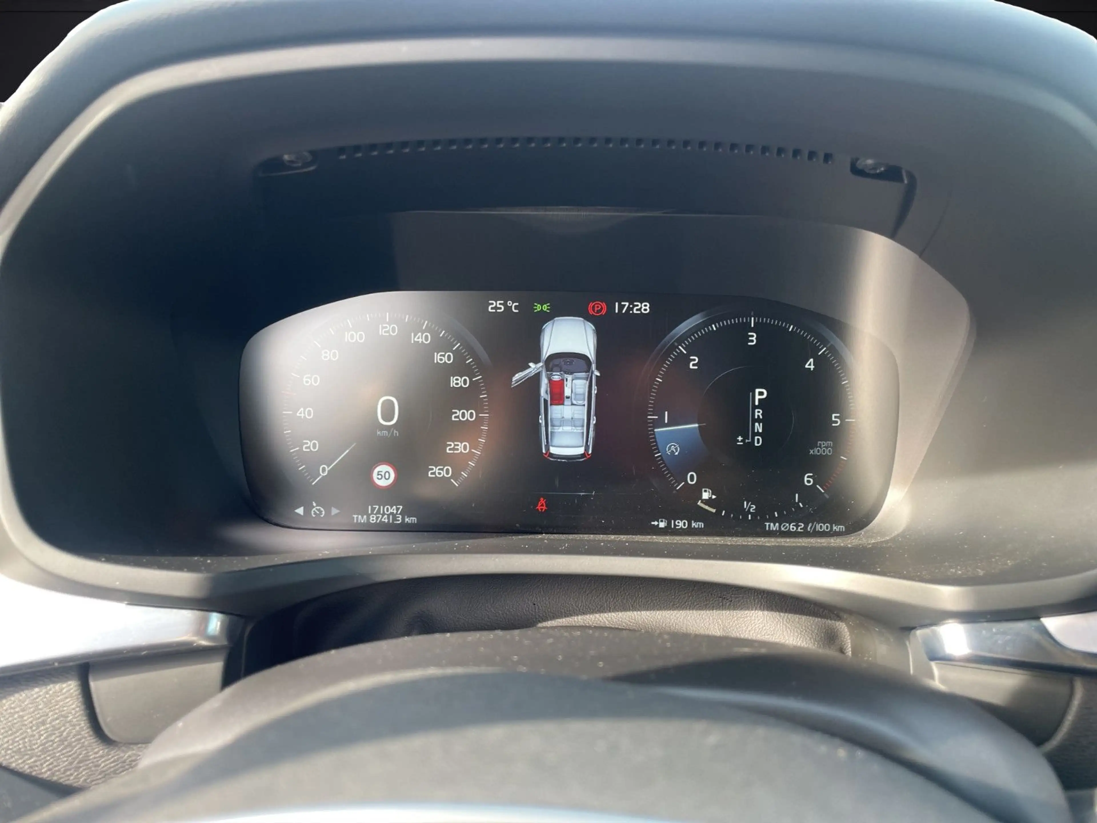 Volvo V60 Kombi Momentum*Apple CarPlay*Navi*Tempomat* — photo 11