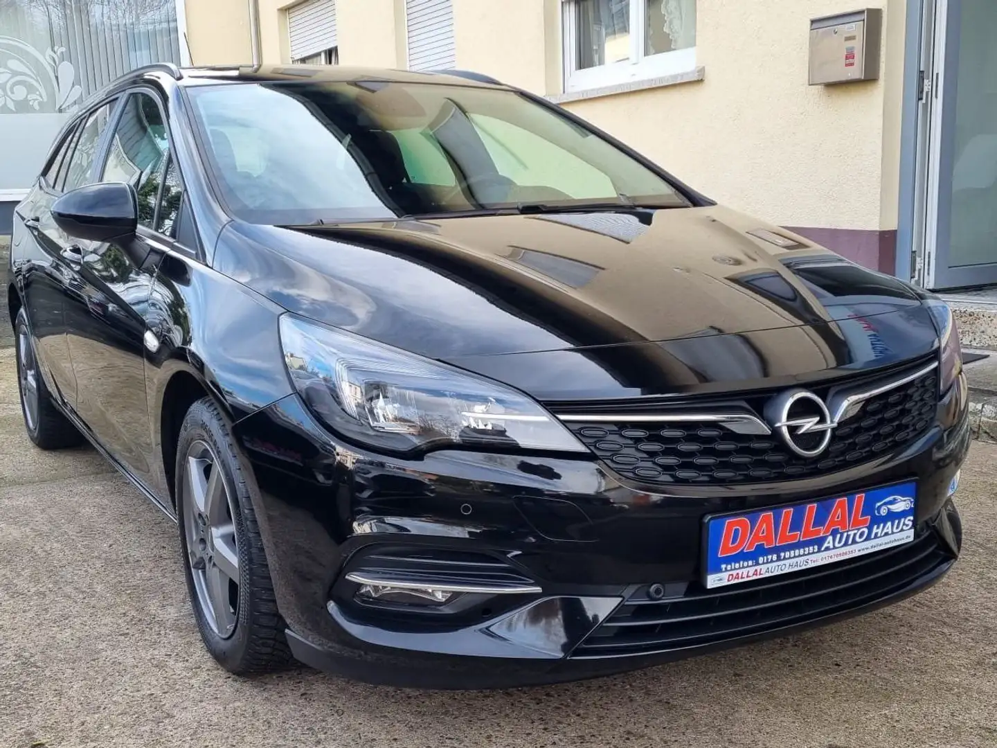 Opel Astra Business Start/Stop Noir - 1