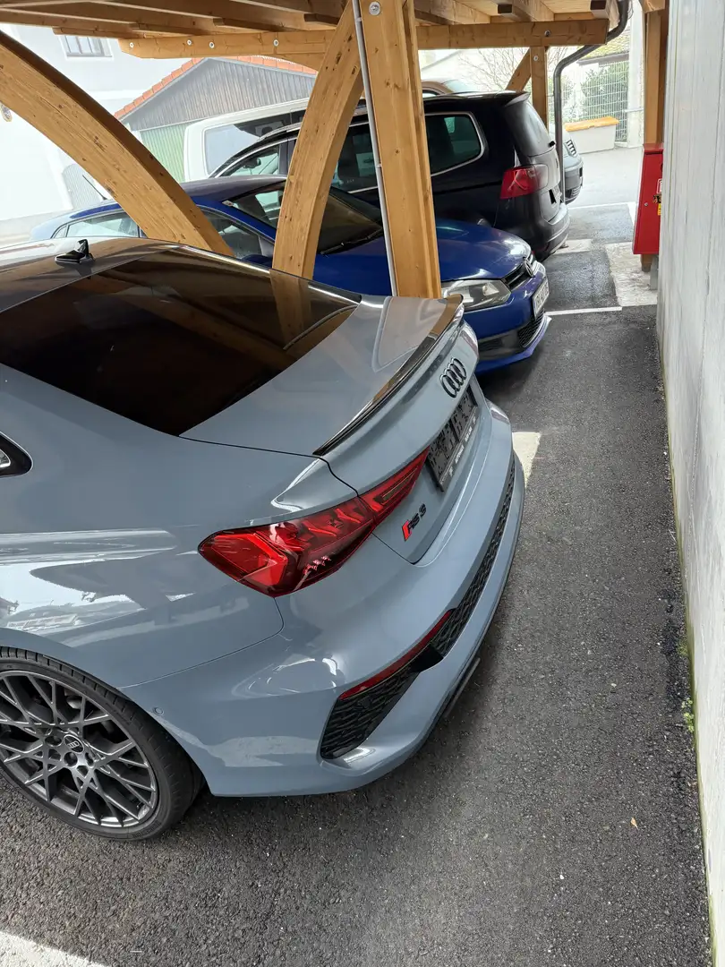 Audi RS3 TFSI quattro S-tronic - 1