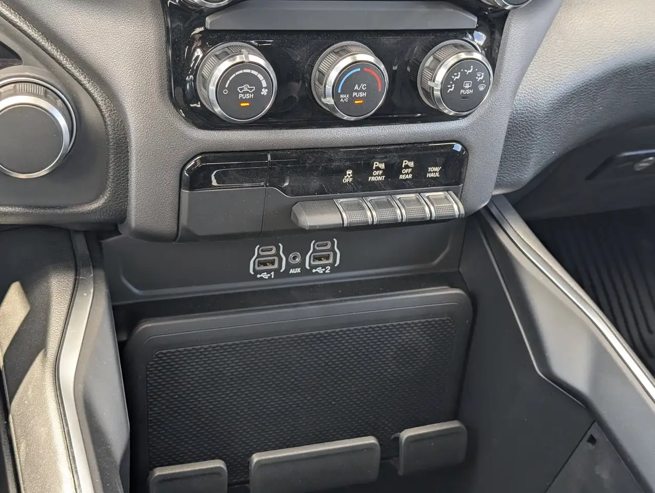 RAM 1500 photo RAM 1500