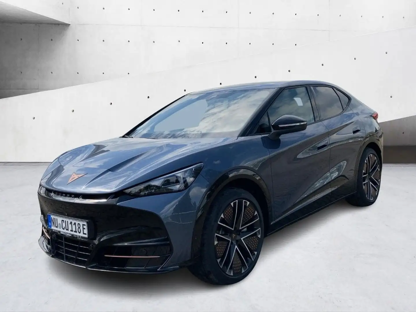 CUPRA Tavascan VZ 4DRIVE 250kW WÄPU PANO HUD LEDER Blau - 2