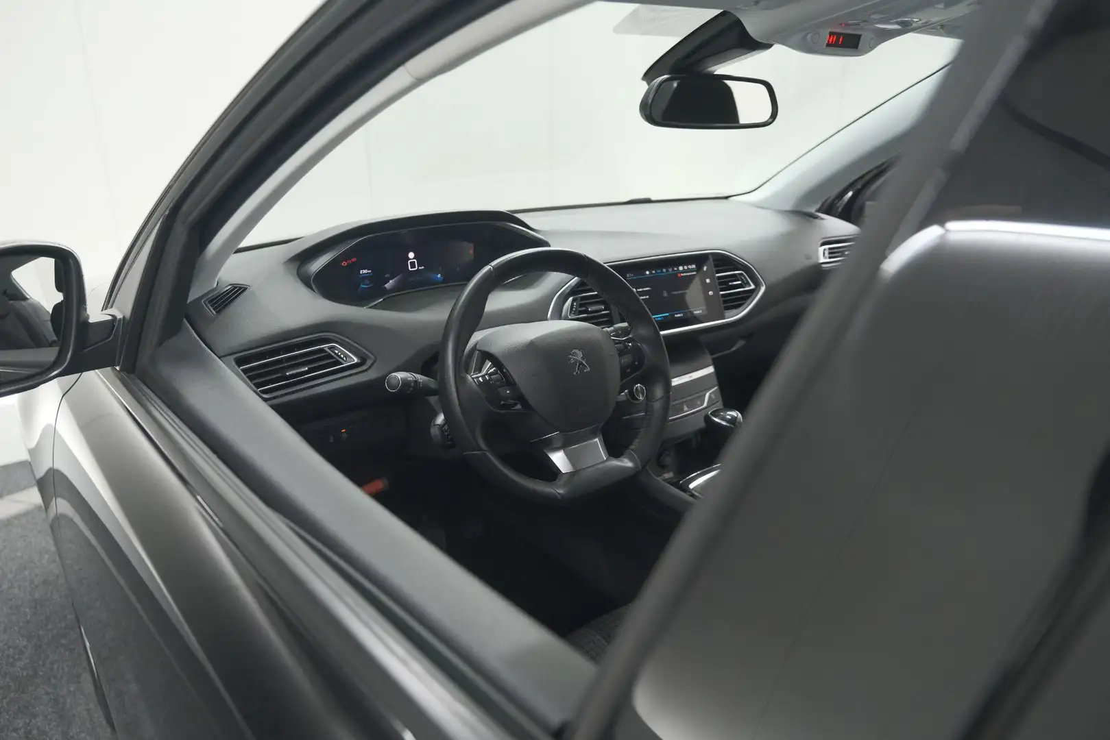 Peugeot 308 PureTech 110 Blue Lease Active | Trekhaak | Camera Schwarz - 2