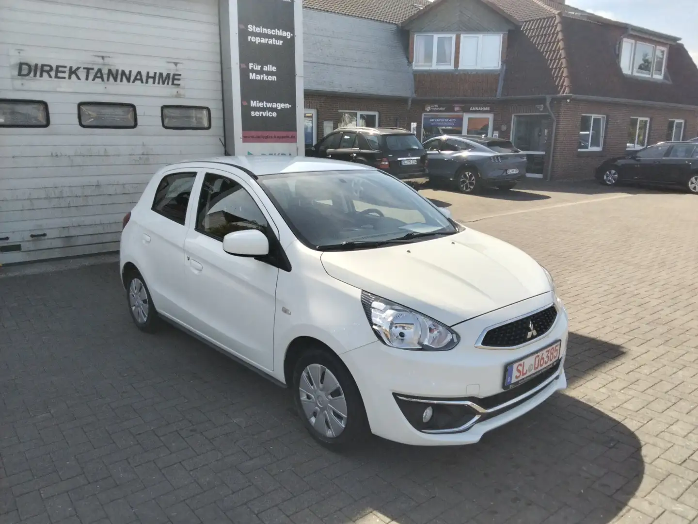Mitsubishi Space Star 1.Hand/el.FH/el.Sp./MultimediaSystem/BT/Freisprech Blanc - 1