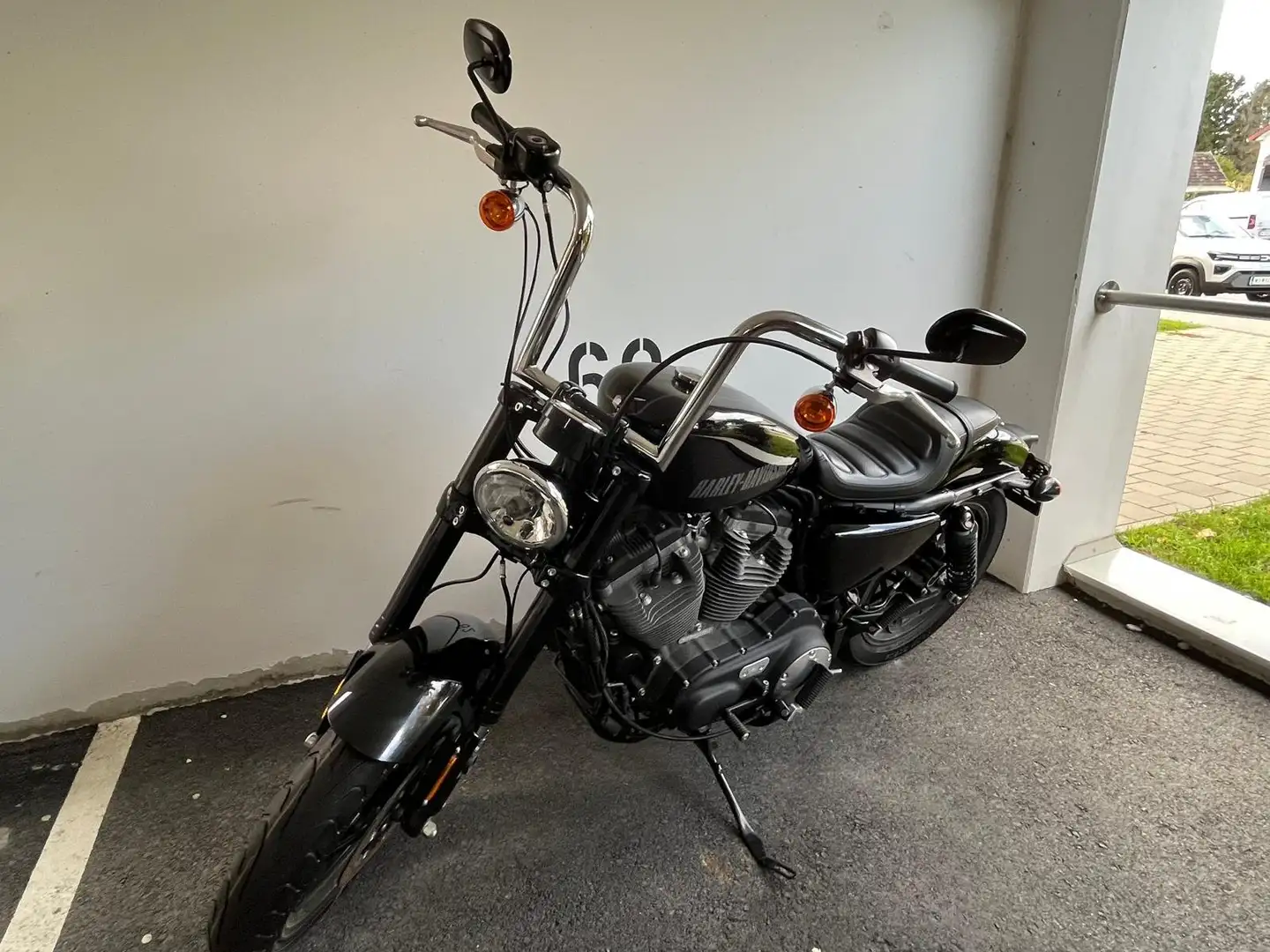 Harley-Davidson Roadster XL 1200CX - 2