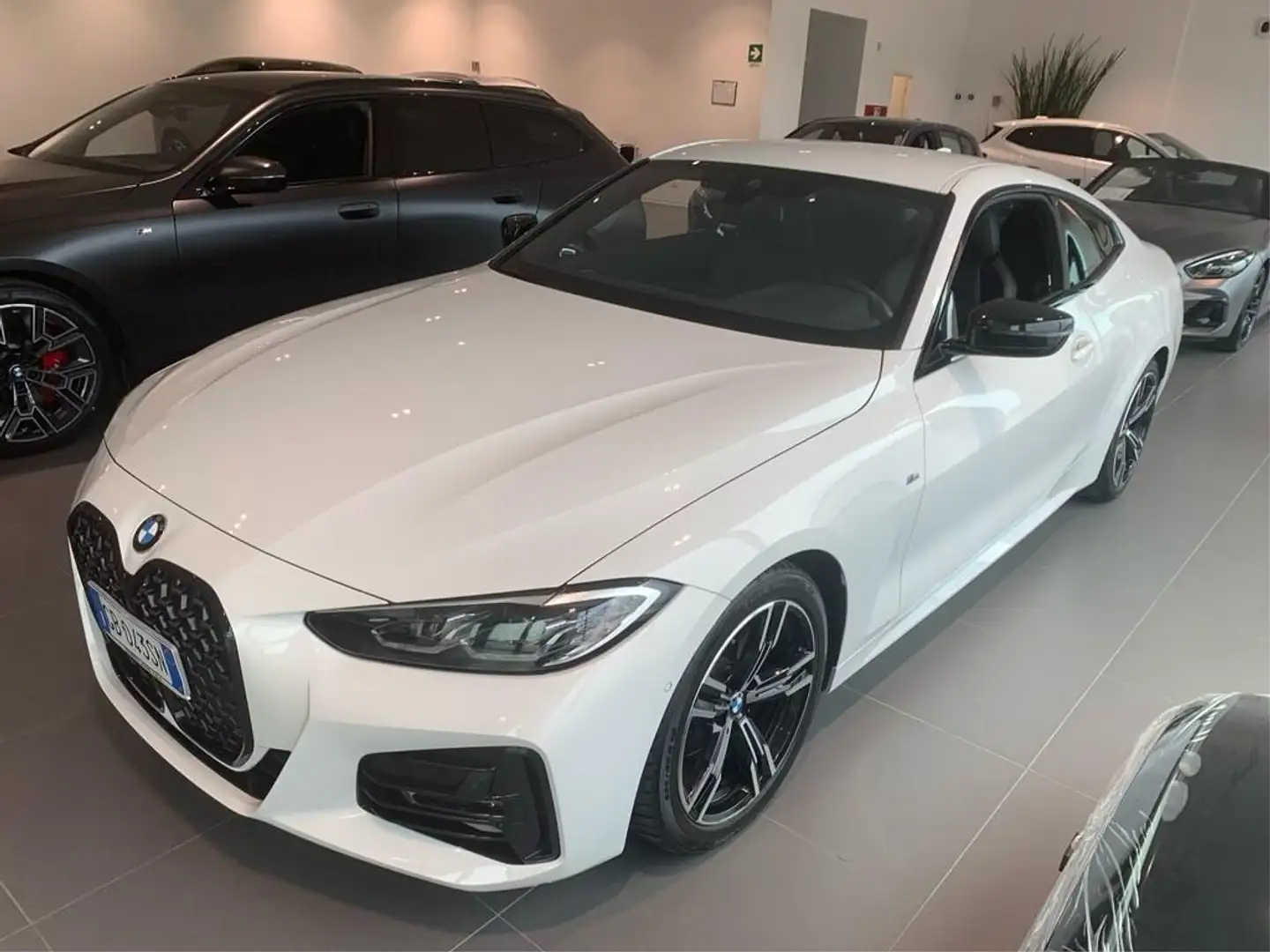 BMW 420 d Coupe mhev 48V Msport auto Bianco - 1
