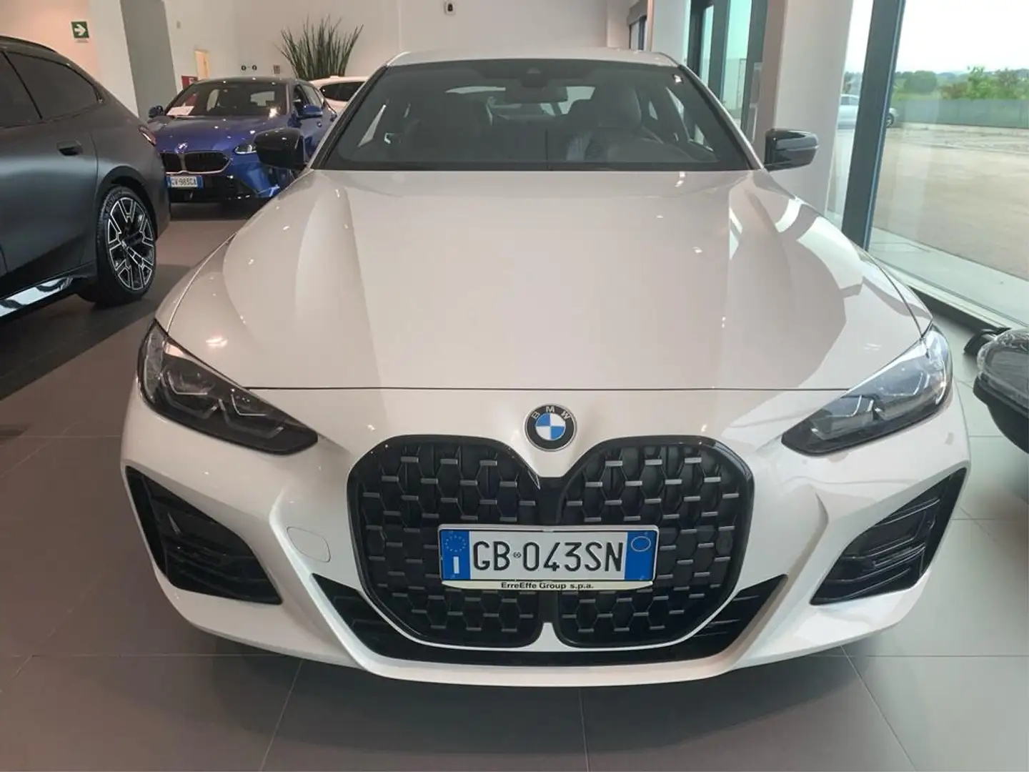BMW 420 d Coupe mhev 48V Msport auto Bianco - 2