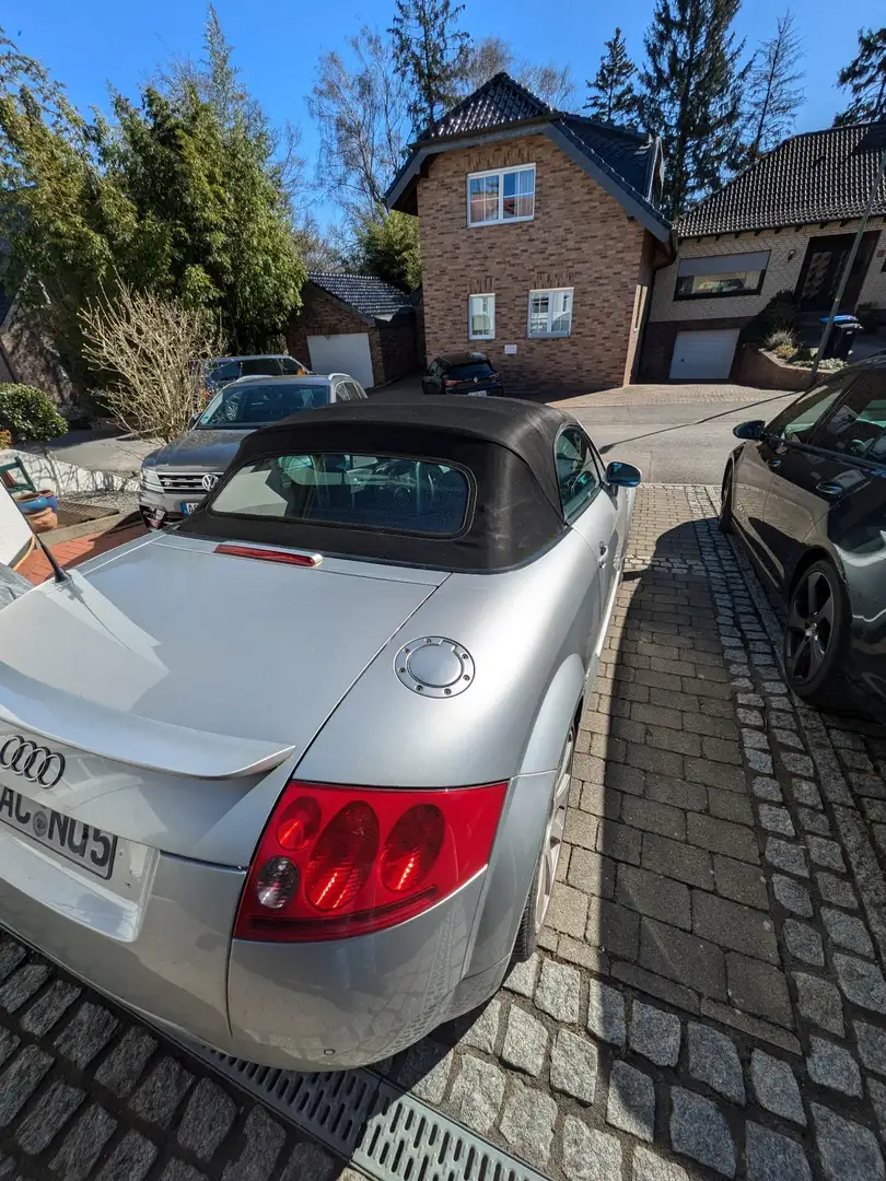Audi TT Roadster 1.8 T - 2