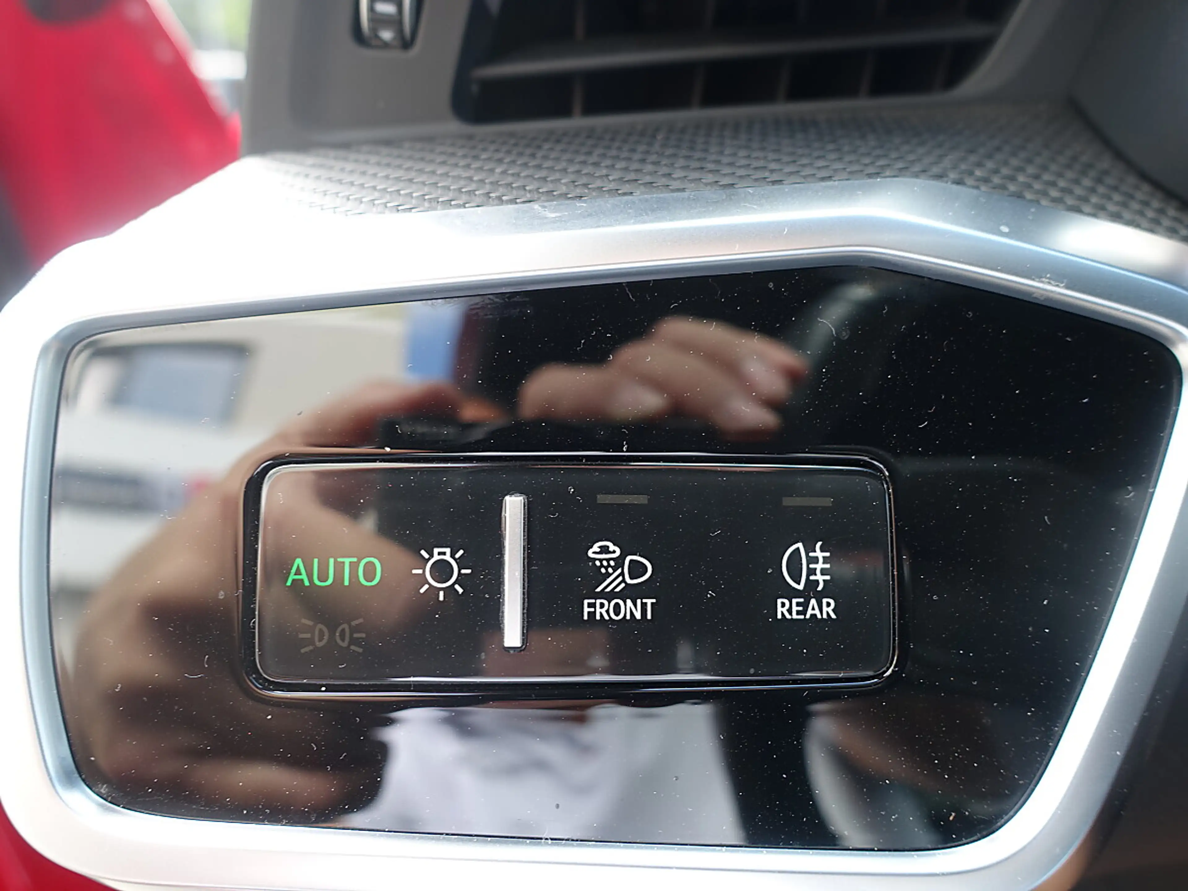 Audi RS6 Avant 4,0 TFSI quattro MHEV S-tronic — photo 11