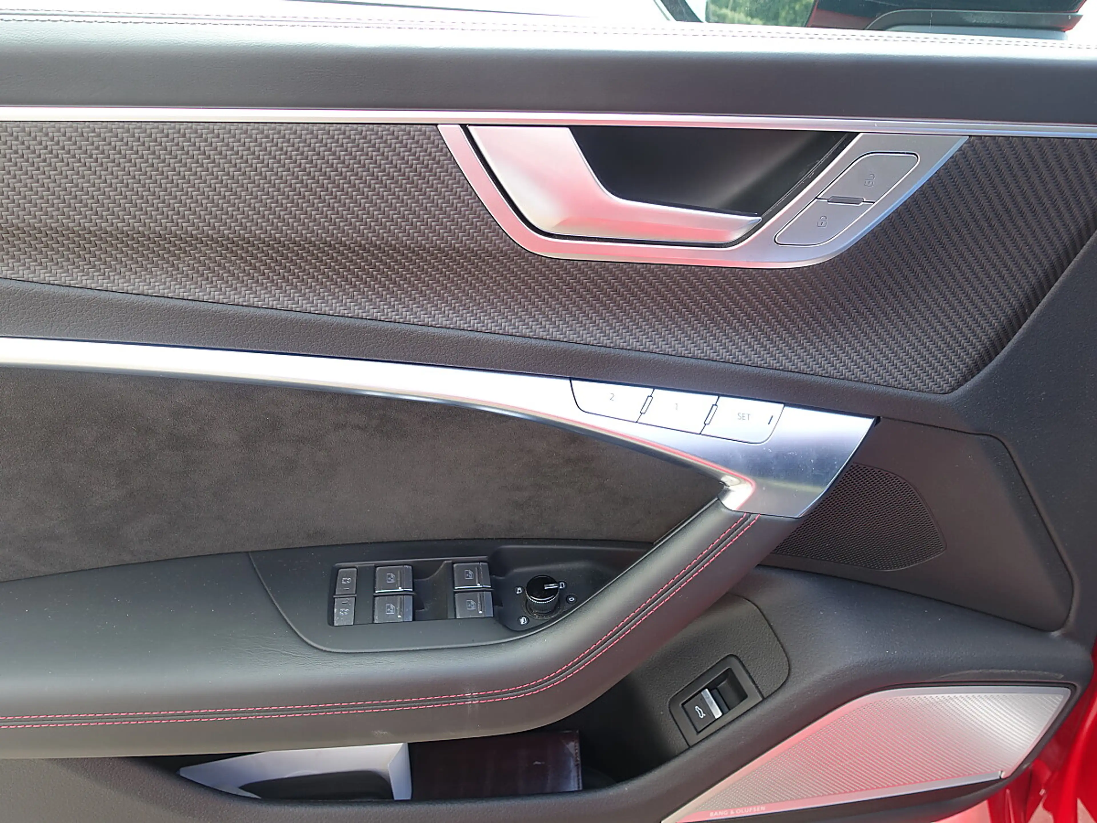 Audi RS6 Avant 4,0 TFSI quattro MHEV S-tronic — photo 8