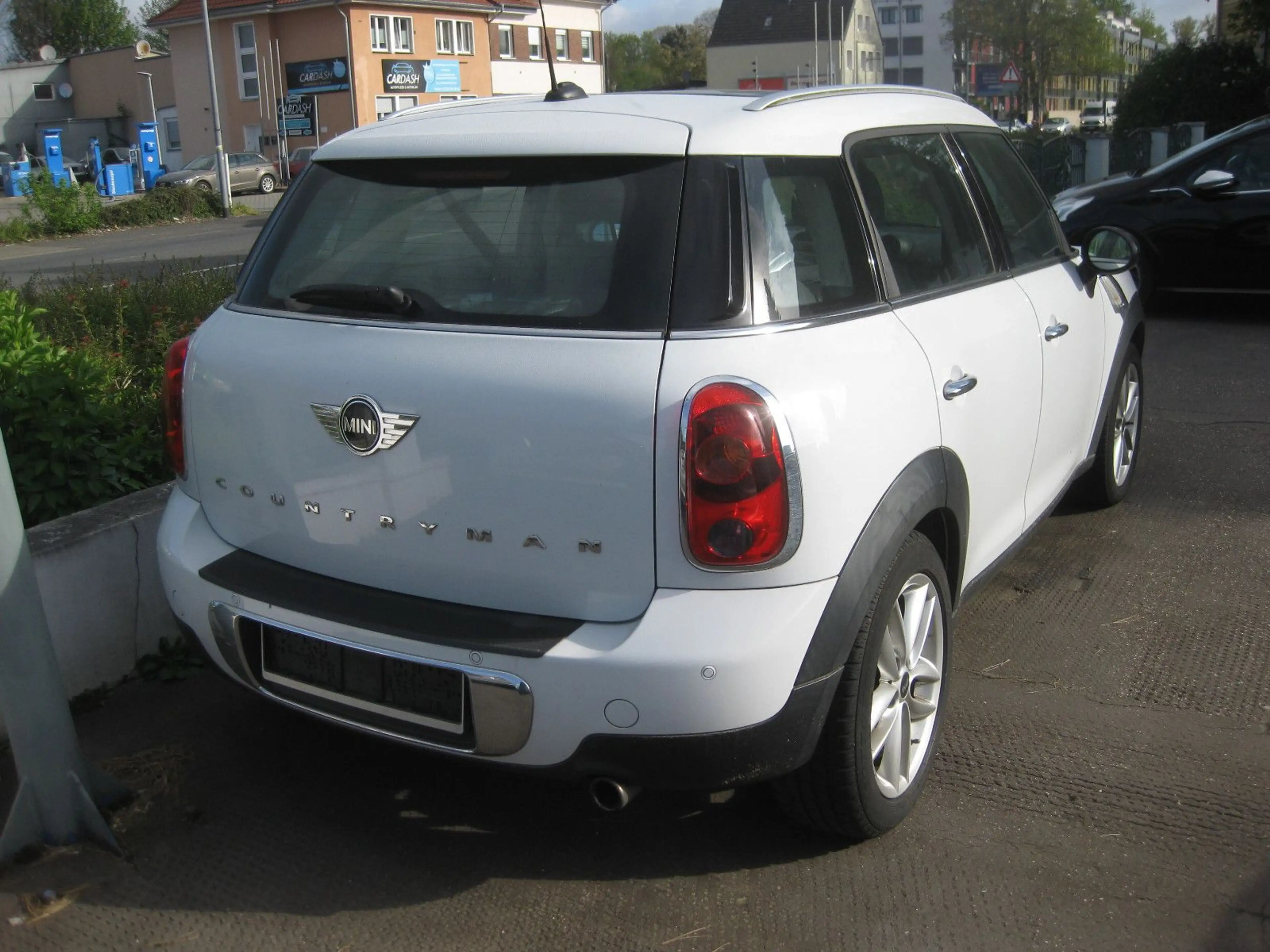 MINI One Countryman — photo 3