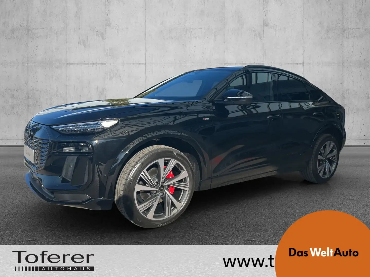 Audi Q6 e-tron quattro Schwarz - 1
