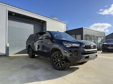 Hilux 2.8 D-4D 4WD / INVINCIBLE / AUTOMAAT / APPLE