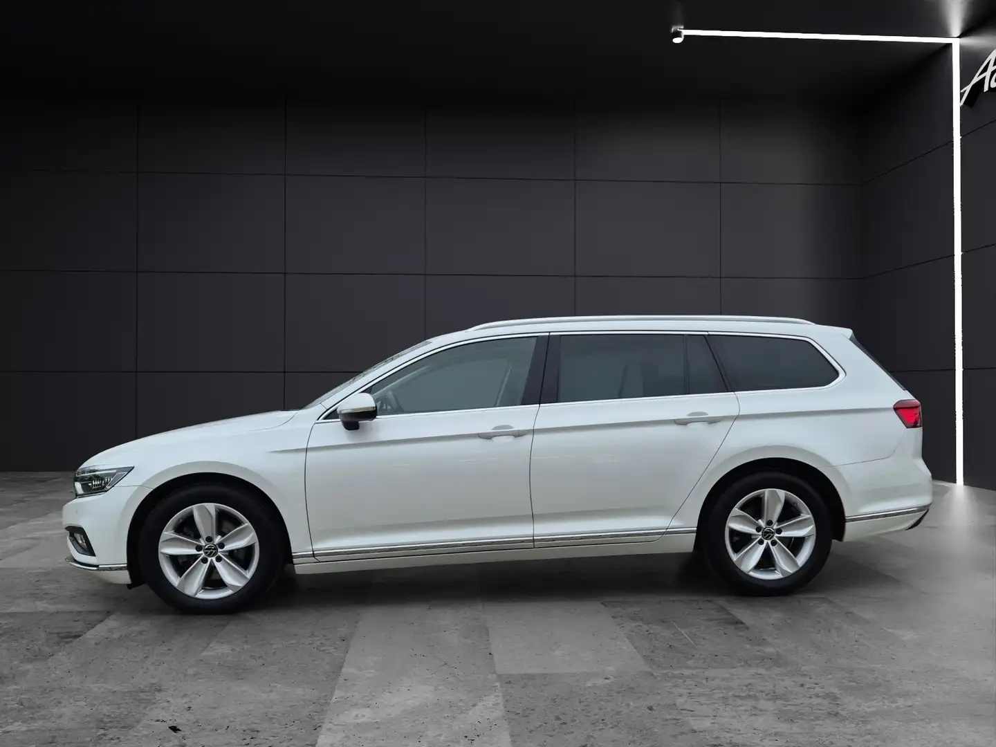 Volkswagen Passat Variant TDI Elegance DSG Matrix Navi AID ACC RFK SH Weiß - 2