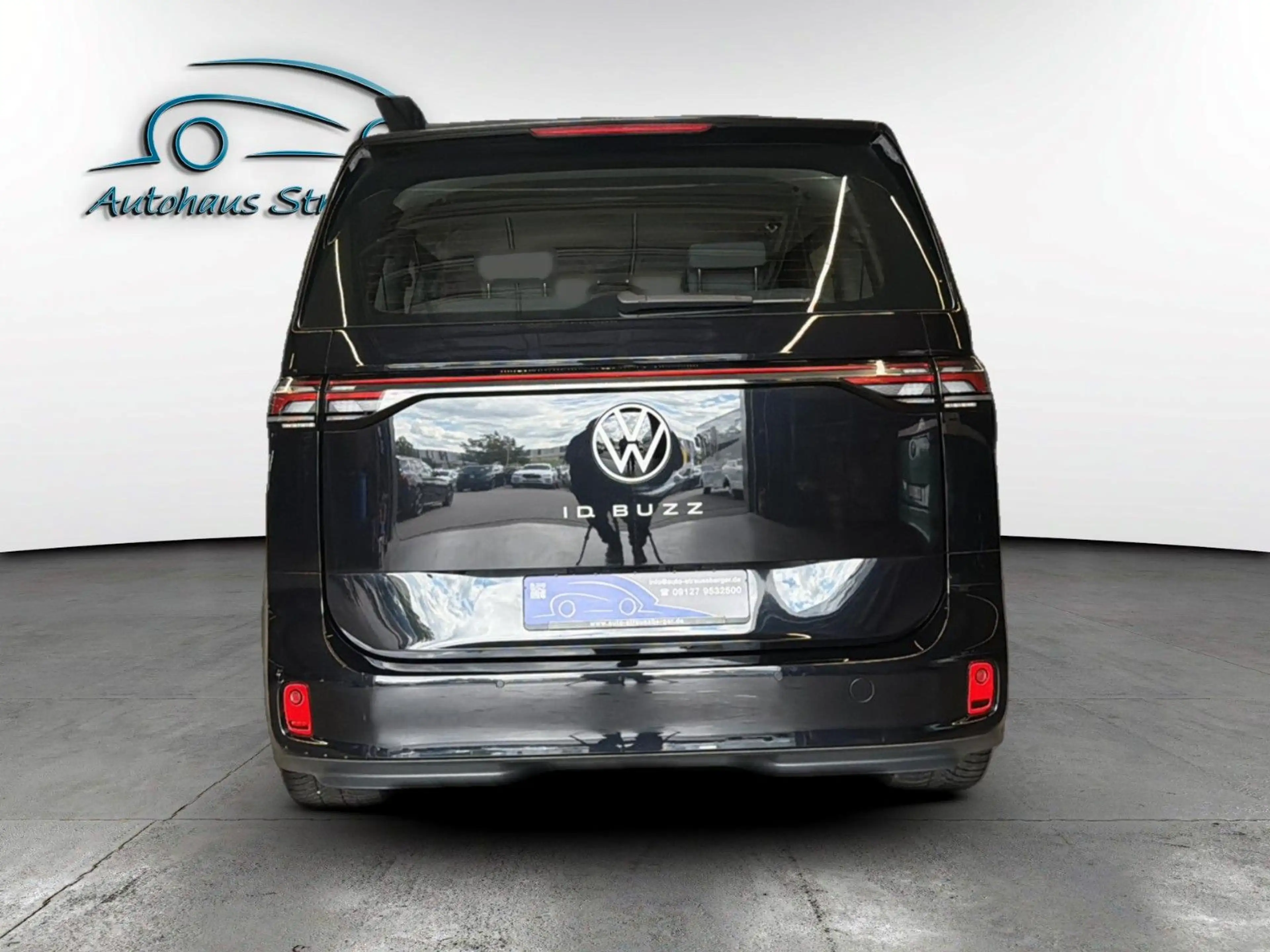 Volkswagen ID. Buzz Bus Pro LR AHK ACC SHZ RFK H/K IQ.Light — photo 5