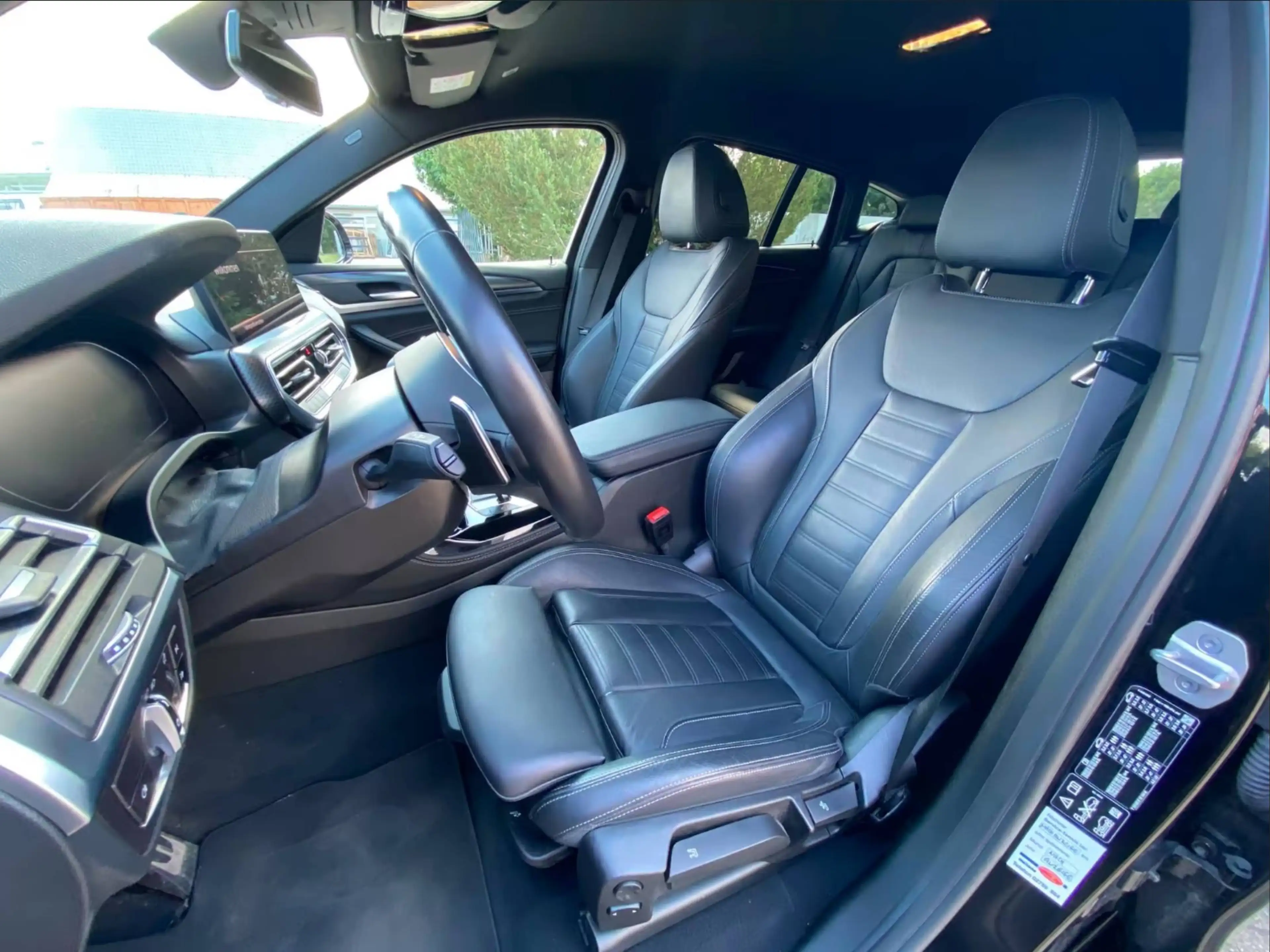 BMW X4 xDrive 30 i M Sport — photo 11