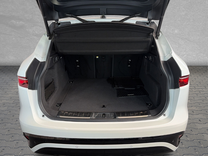 Jaguar F-Pace P250 R-Dynamic S AWD *Pano* *LHZ* *Black-Pack* — photo 15