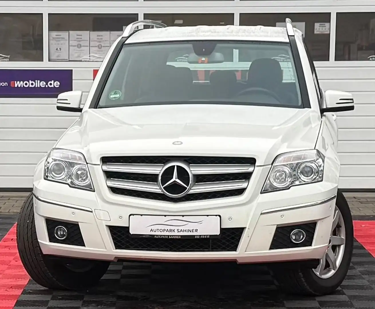 Mercedes-Benz GLK 300 4M*AUTOMATIK*PDC*KLIMA*2.HAND Weiß - 1