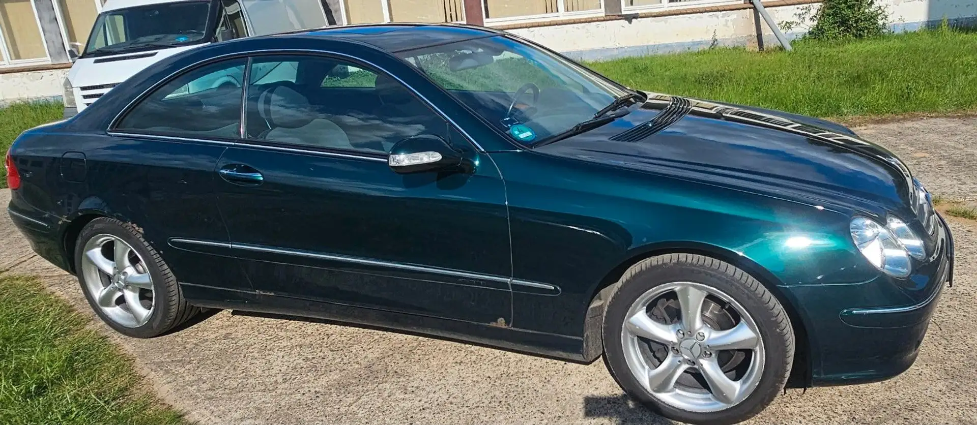 Mercedes-Benz CLK 200 ELEGANCE**Automatik** Grün - 2