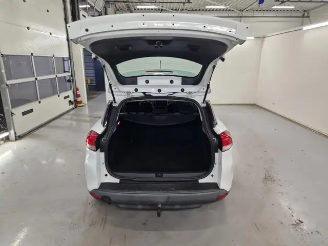 Renault Clio view 7