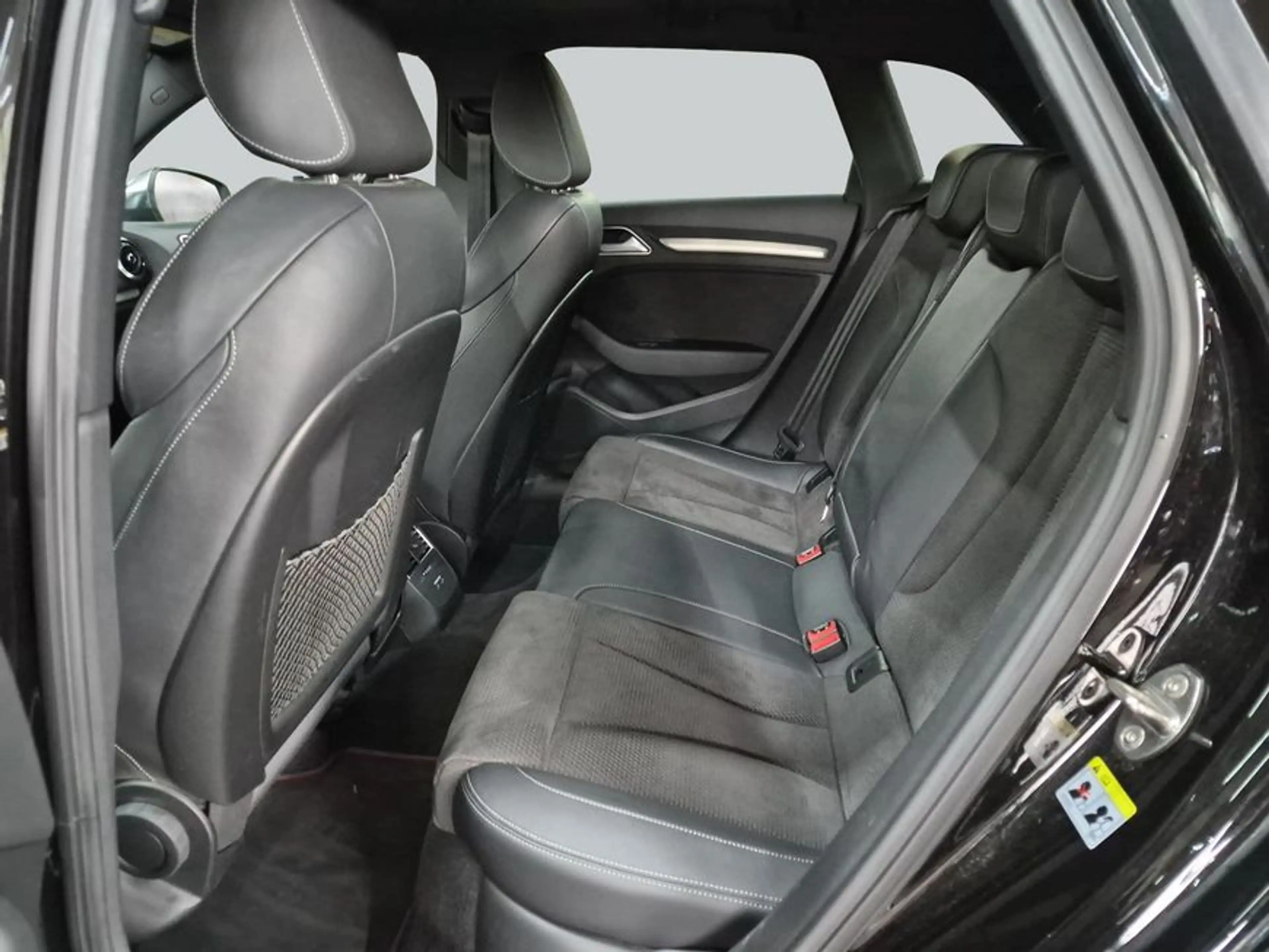 Audi S3 TFSI Sportback S tronic Pano Navi — photo 11