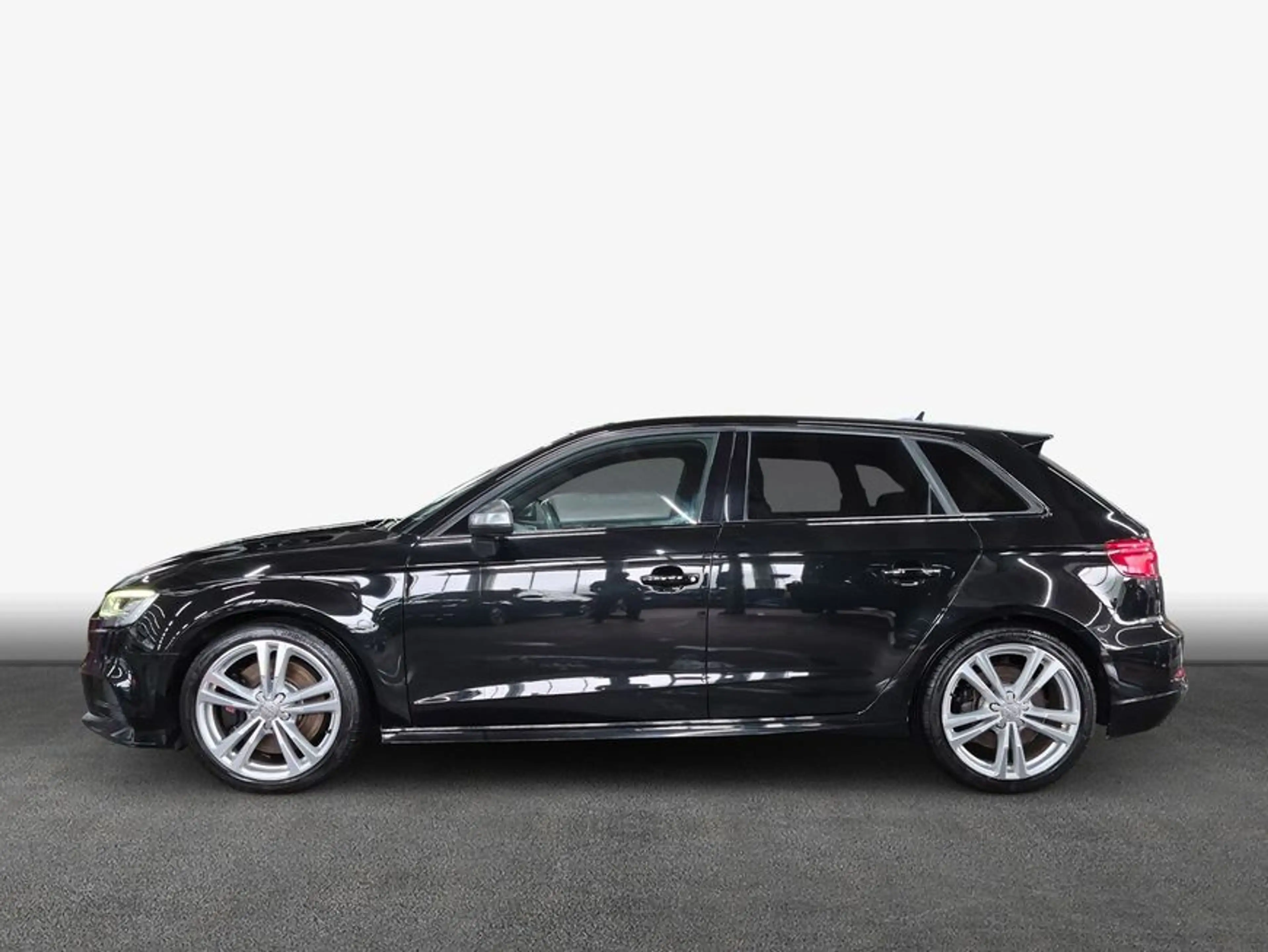 Audi S3 TFSI Sportback S tronic Pano Navi — photo 4