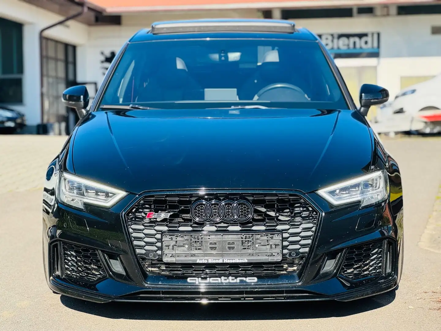 Audi RS3 RS 3 Sportback 2.5 TFSI quattro OZ KW B&O Schwarz - 2