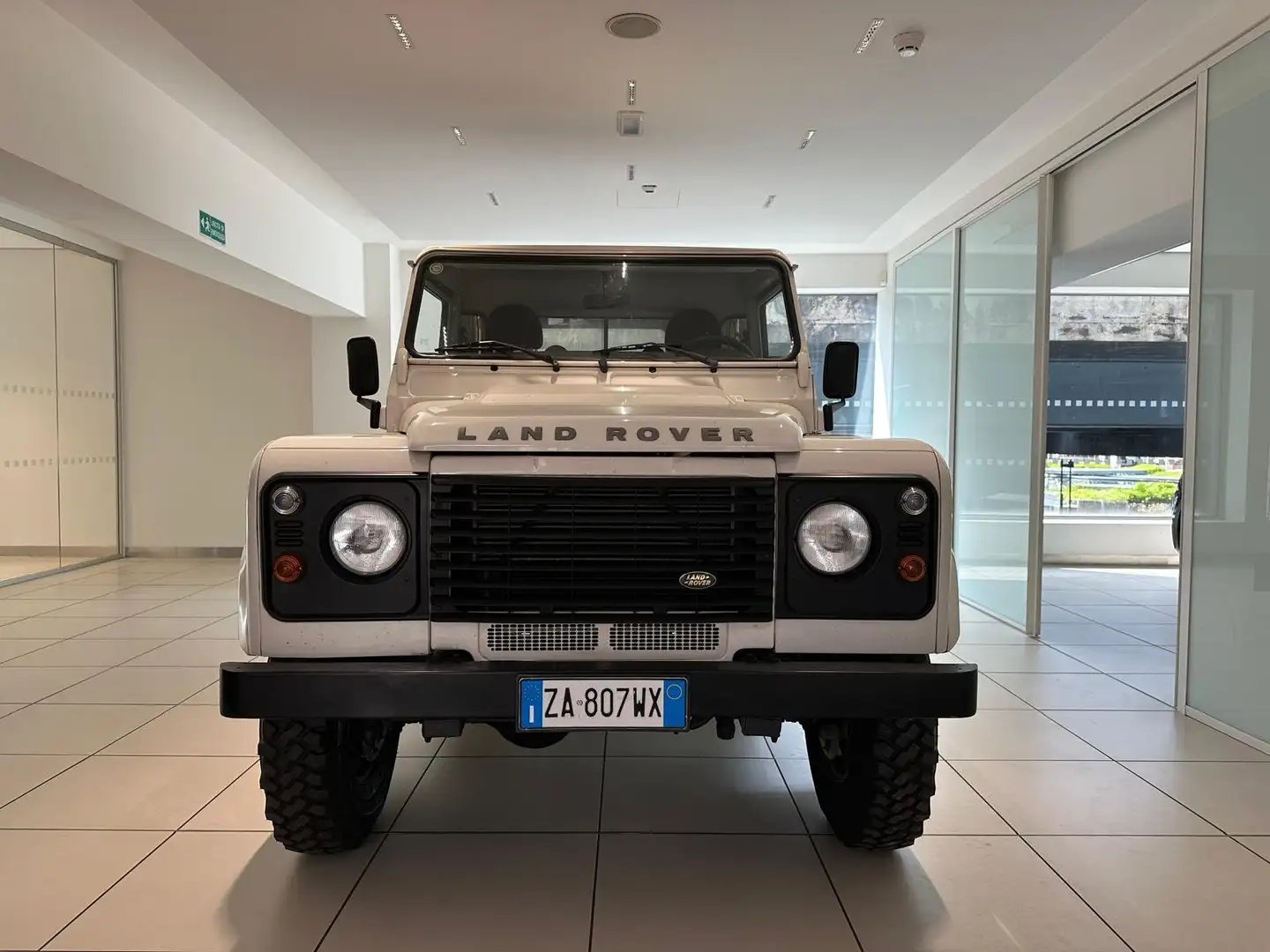 Land Rover Defender 90 td5 s pick up Autocarro N1 Blanc - 2