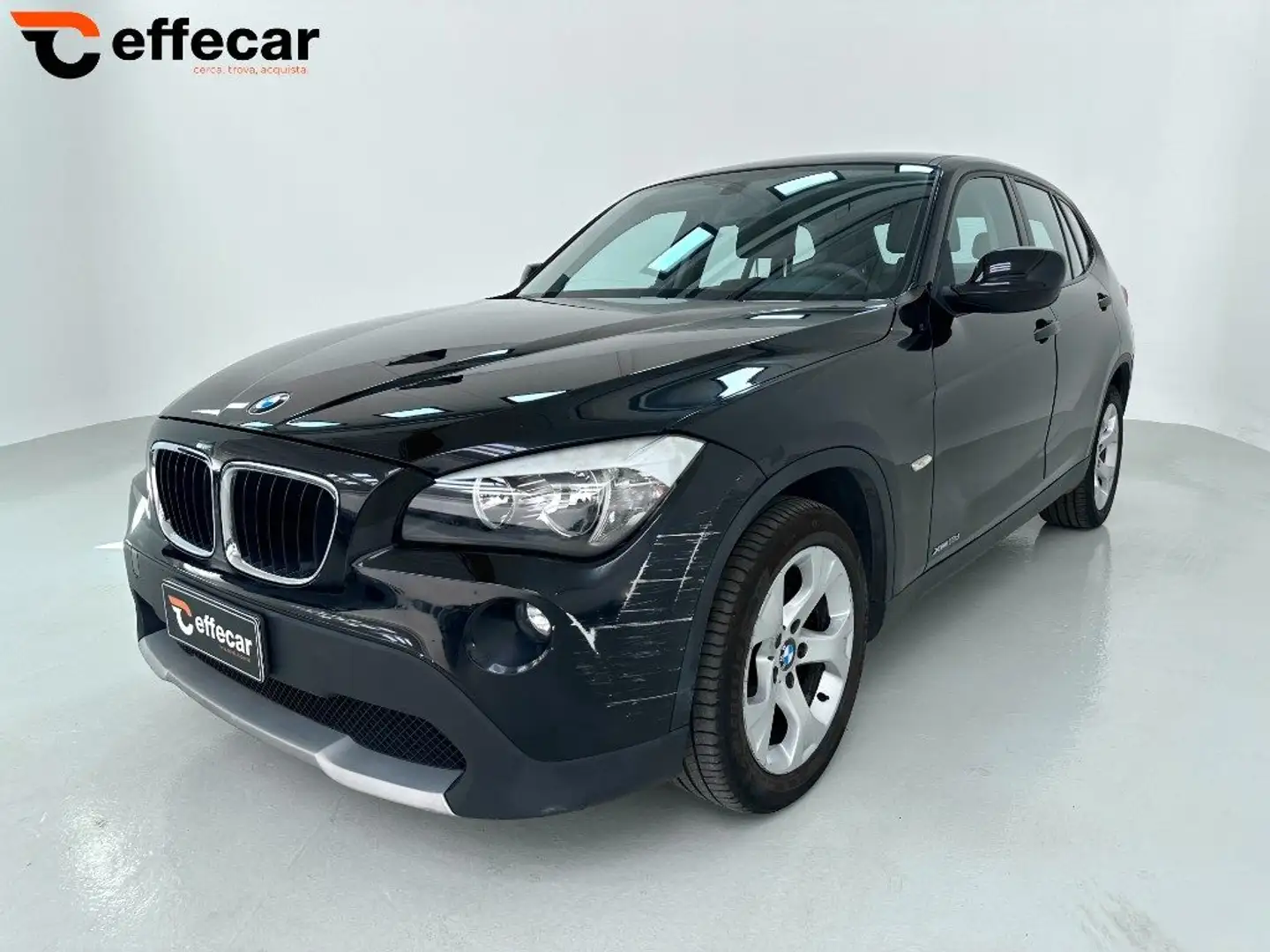 BMW X1 xDrive18d Futura Nero - 1