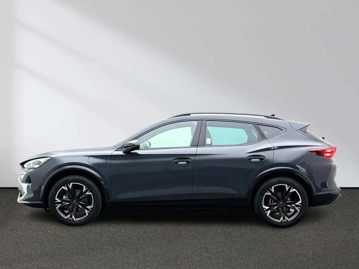 CUPRA Formentor 1.5 e-Hybrid DSG AHK GJR Senn Edge-P. Blau - 2