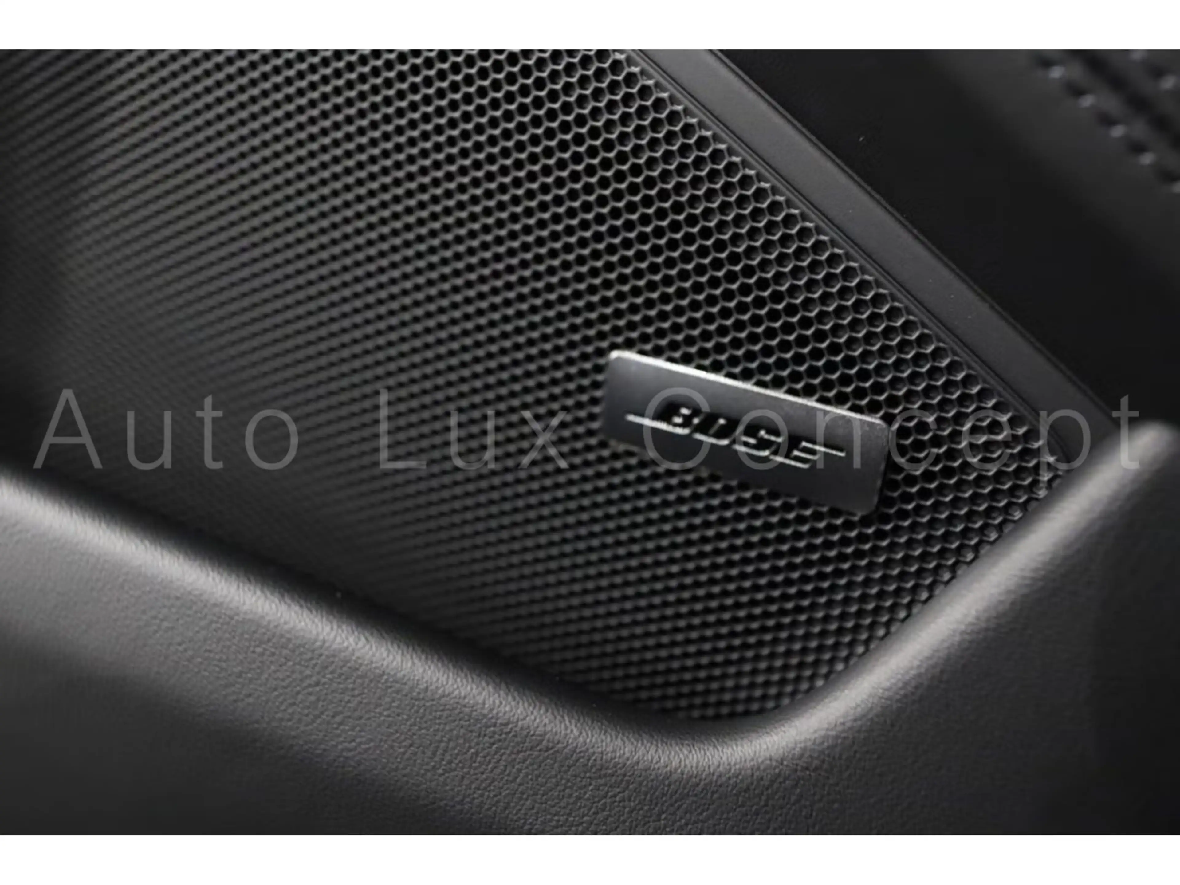 Porsche 992 911 Carrera 4 GTS/Pano/Matrix/ACC/BOSE — photo 9