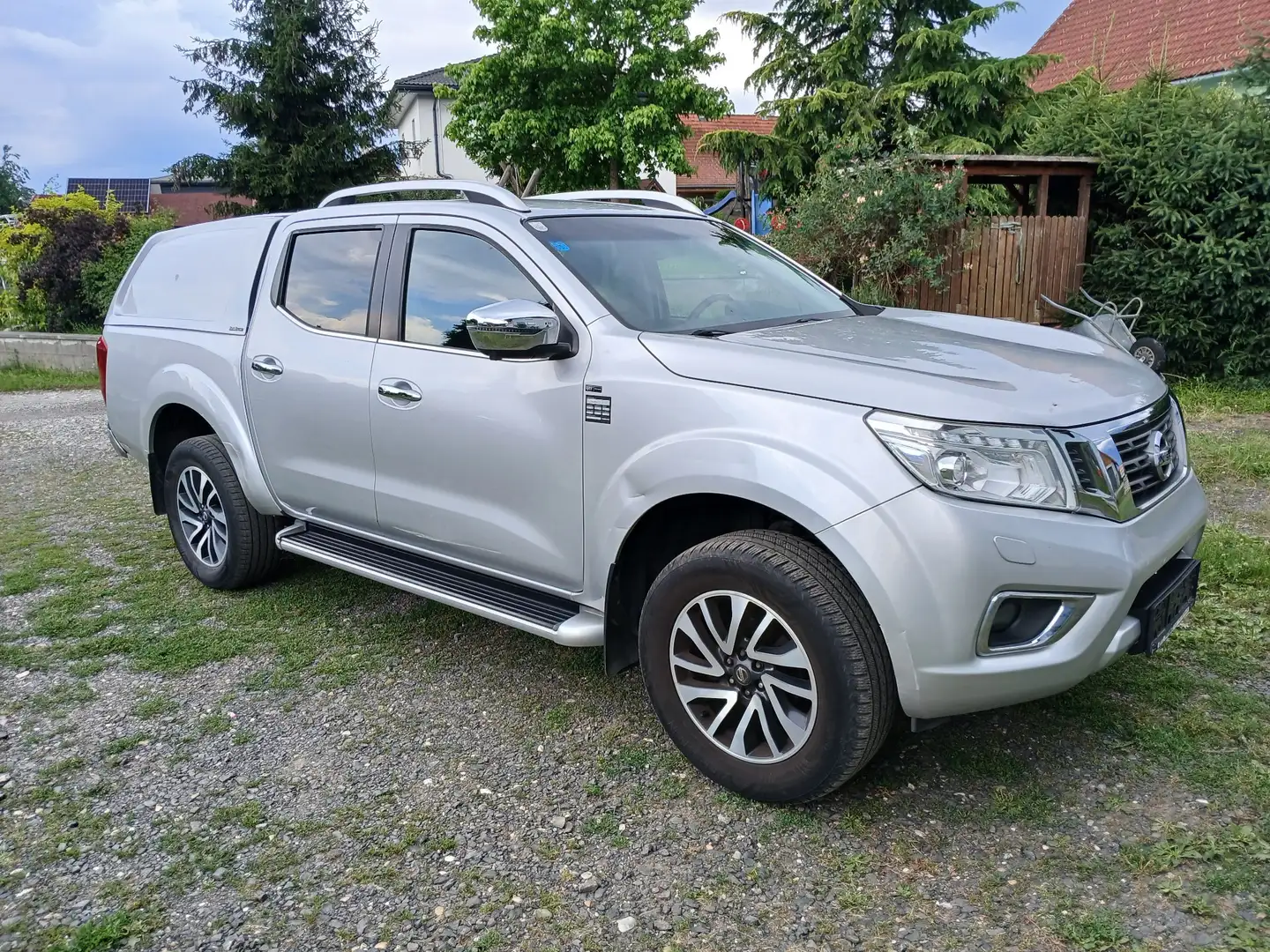 Nissan Navara Double Cab 4x4 2,3 dCi N-Connecta - 1