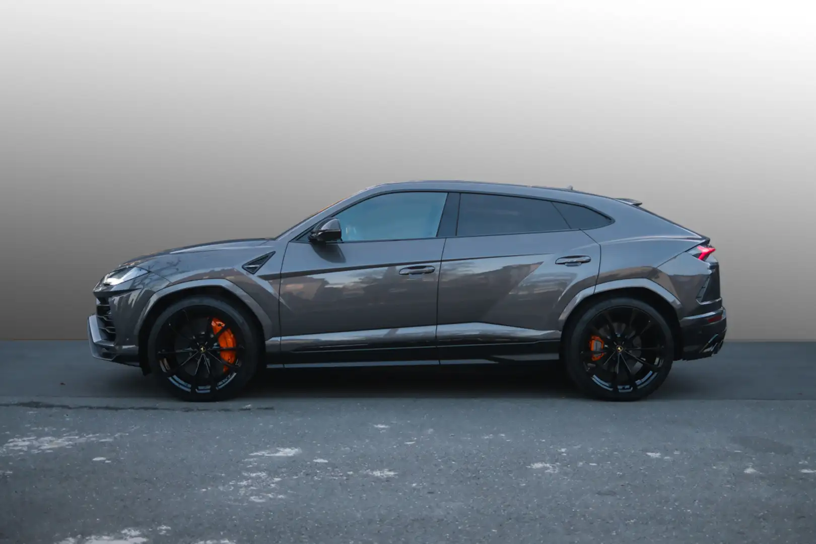 Lamborghini Urus MY22 | Grigio Keres | Lamborghini Nürnberg Grau - 2
