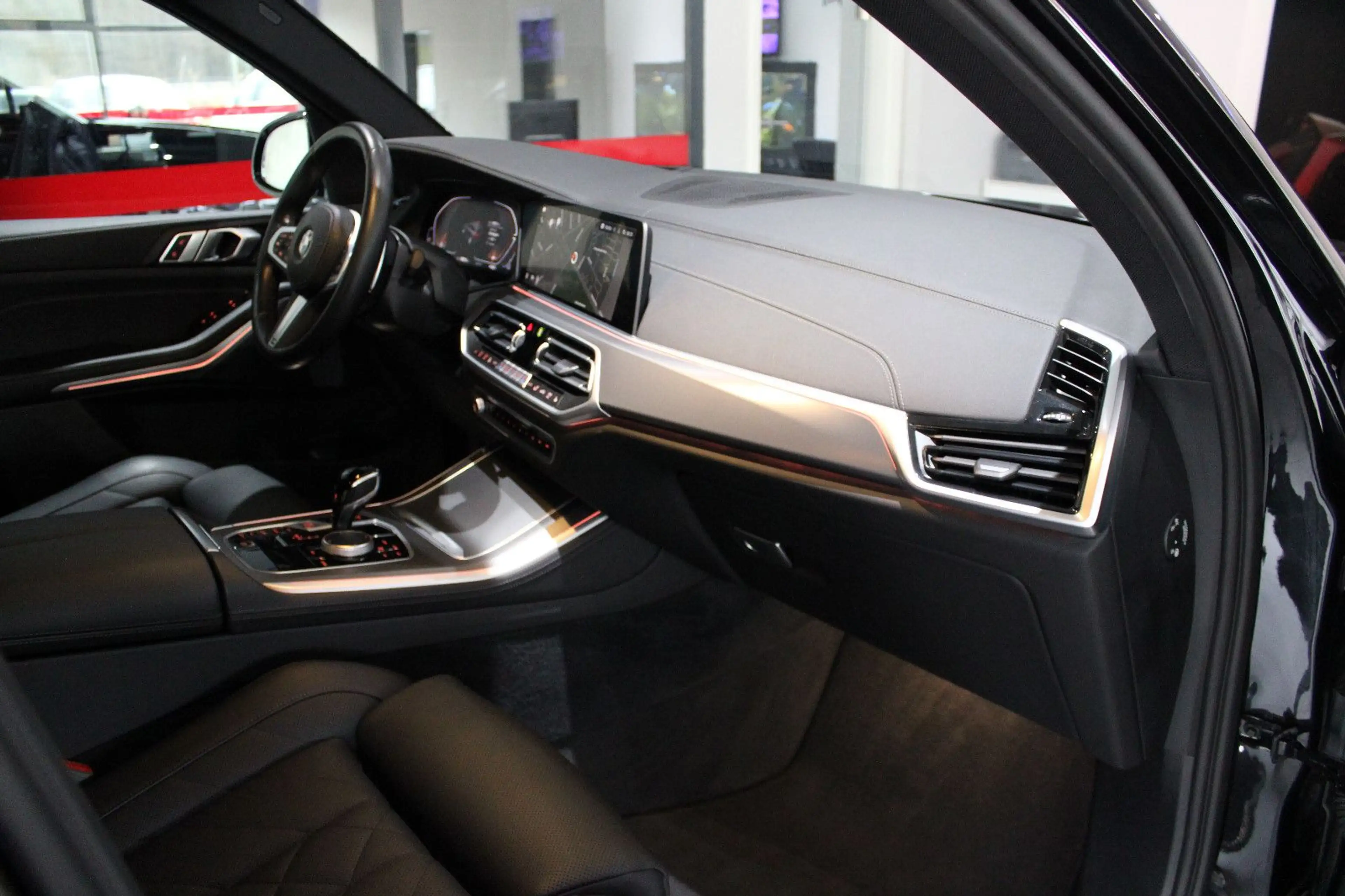 BMW X5 xDrive40d M-SPORTPAKET INDIVIDUAL *I.HAND* — photo 5
