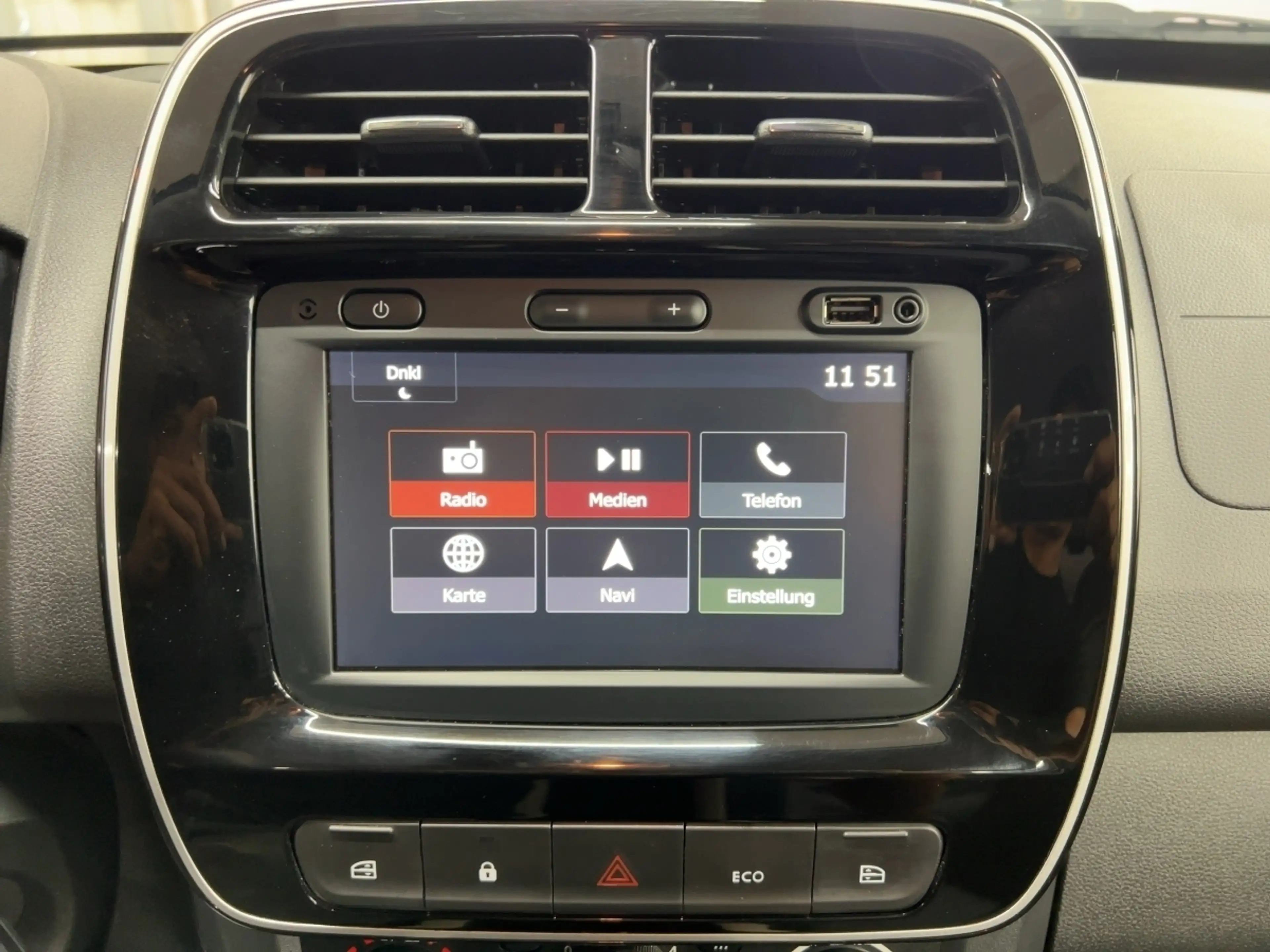Dacia Spring ELECTRIC ESSENTIAL 27kWh CCS RÜCKFAHRKAMERA — photo 3