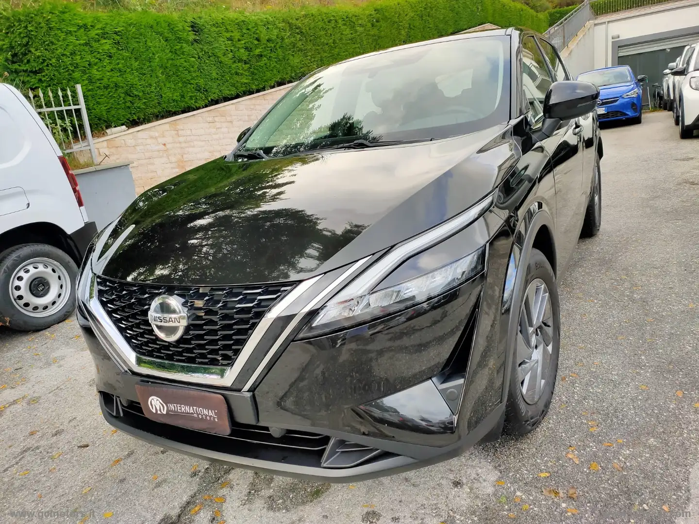 Nissan Qashqai MHEV 140 CV Acenta Schwarz - 1