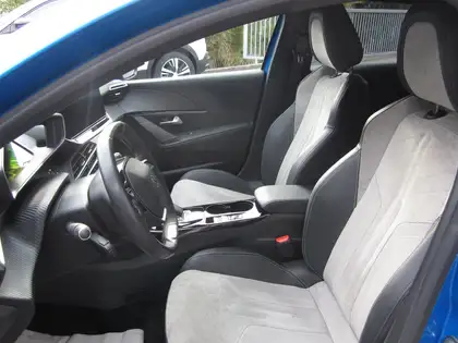 Annonce voiture d'occasion Peugeot e-208 - CARADIZE