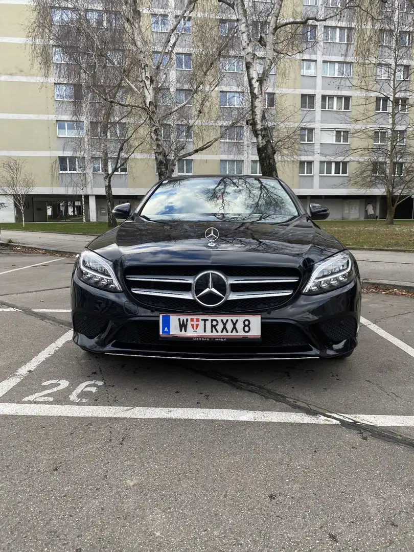 Mercedes-Benz 180 - 1