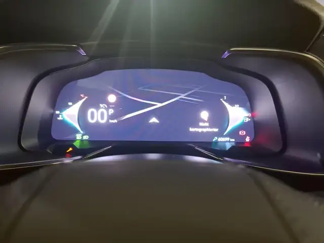 DS Automobiles DS 7 Crossback view 2
