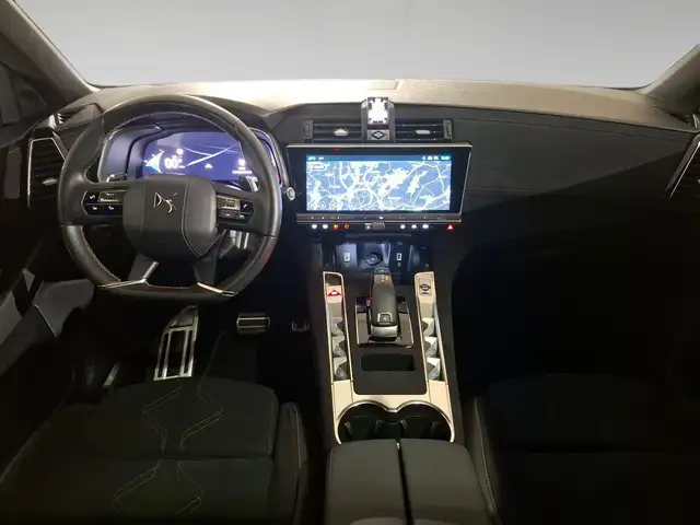 DS Automobiles DS 7 Crossback view 4
