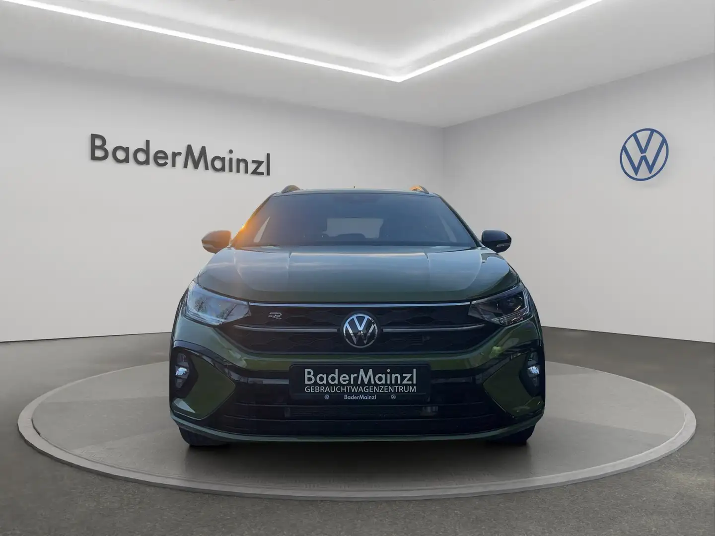 Volkswagen Taigo 1.0 TSI R Line Matrix Navi AHK SHZ Grün - 2