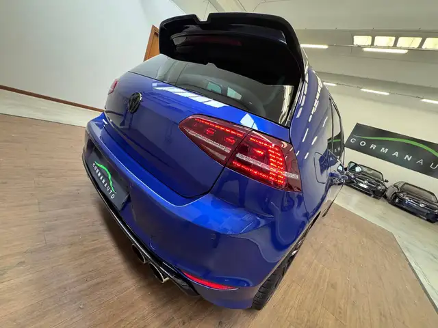 Volkswagen Golf view 17