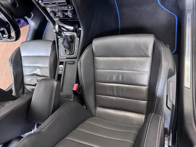 Volkswagen Golf view 13