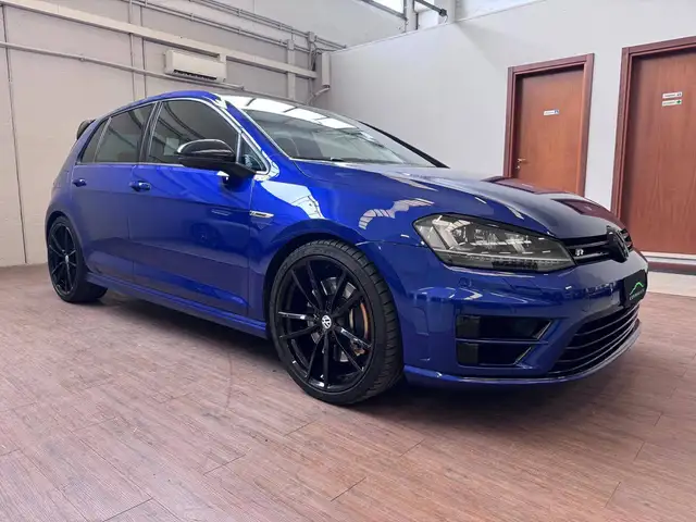 Volkswagen Golf view 6